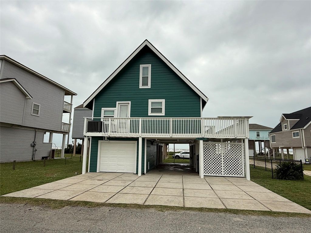 21319 Gulf Drive, Galveston, TX 77554