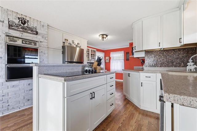 18325 Baxter Road, Lawson, MO 64062