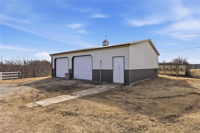 18325 Baxter Road, Lawson, MO 64062