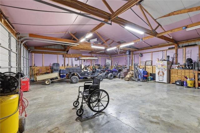 18325 Baxter Road, Lawson, MO 64062