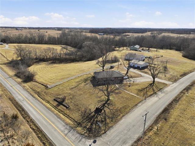 18325 Baxter Road, Lawson, MO 64062
