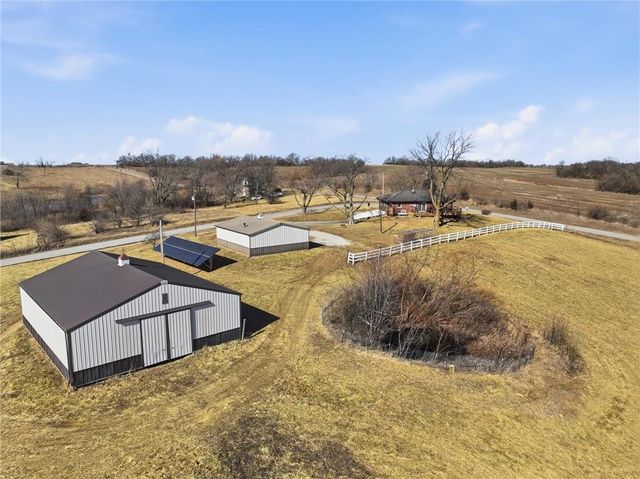 18325 Baxter Road, Lawson, MO 64062