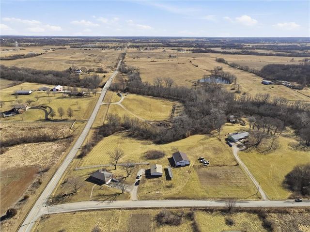 18325 Baxter Road, Lawson, MO 64062