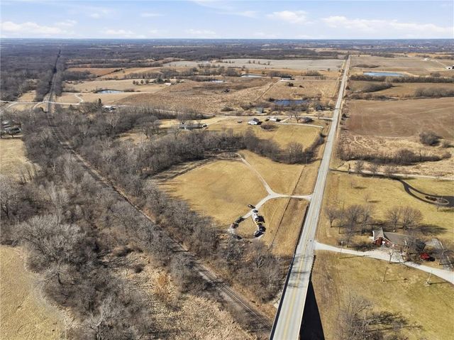 18325 Baxter Road, Lawson, MO 64062