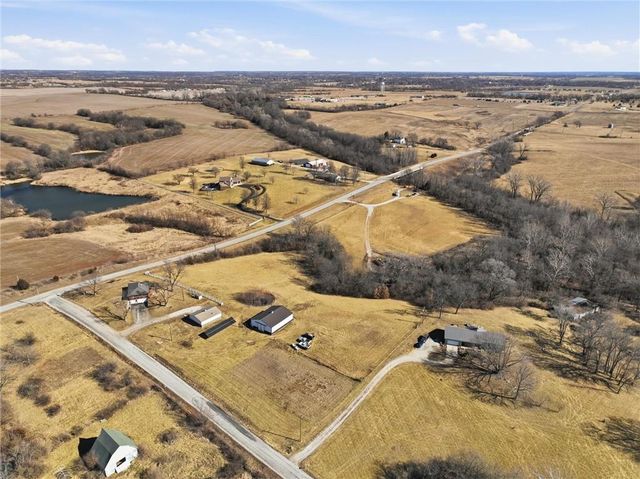 18325 Baxter Road, Lawson, MO 64062