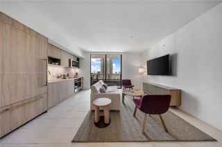 159 NE 6 2402, Miami, FL 33132