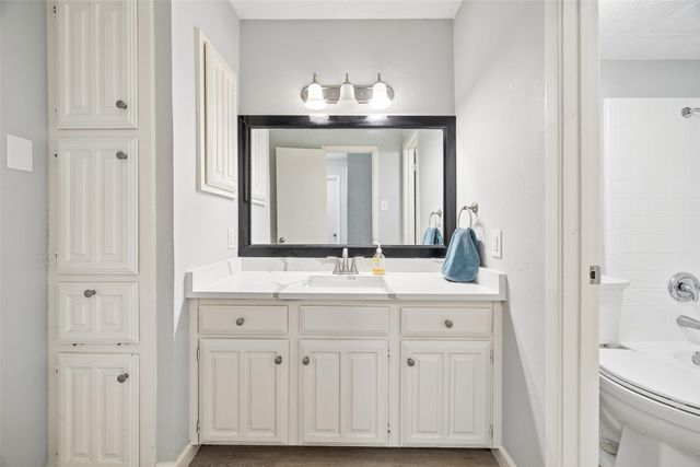 333 Melrose Drive 22C, Richardson, TX 75080