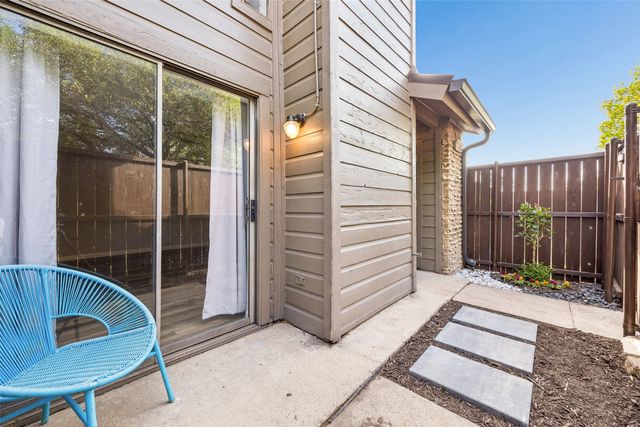 333 Melrose Drive 22C, Richardson, TX 75080