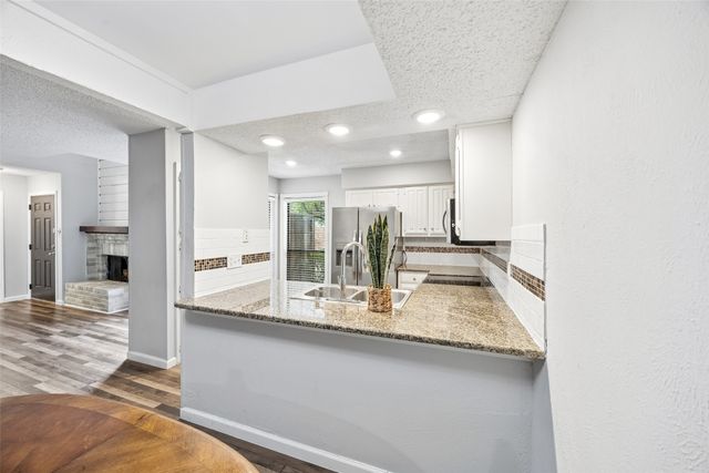 333 Melrose Drive 22C, Richardson, TX 75080