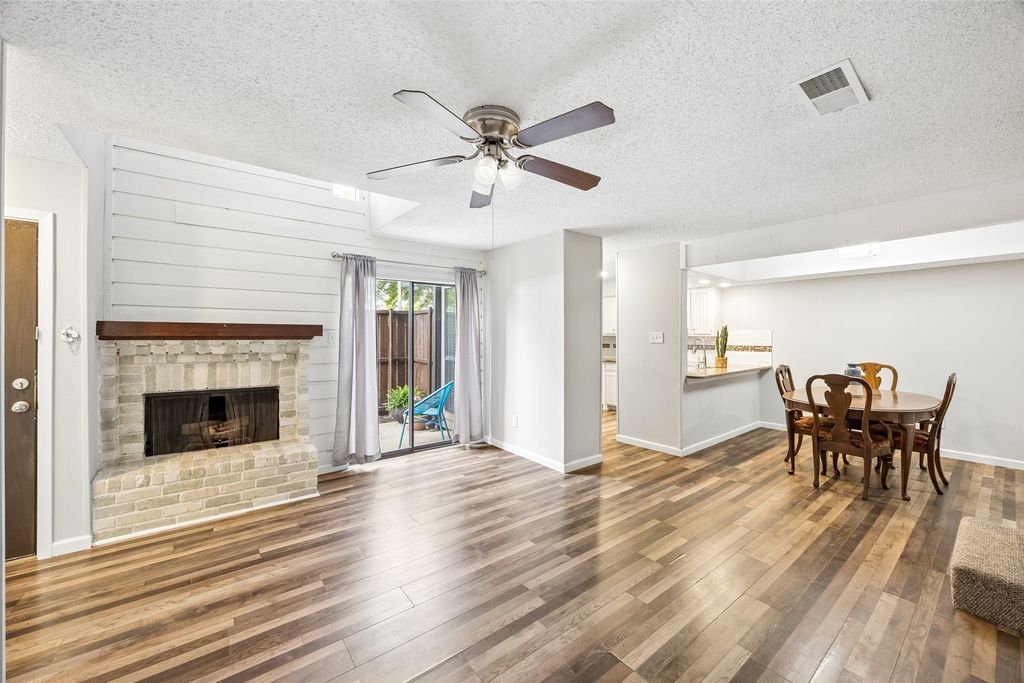 333 Melrose Drive 22C, Richardson, TX 75080