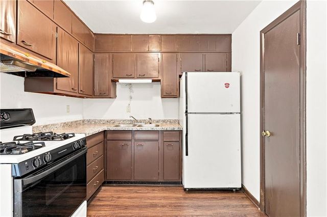2881 Gwendon Terrace, Decatur, GA 30034