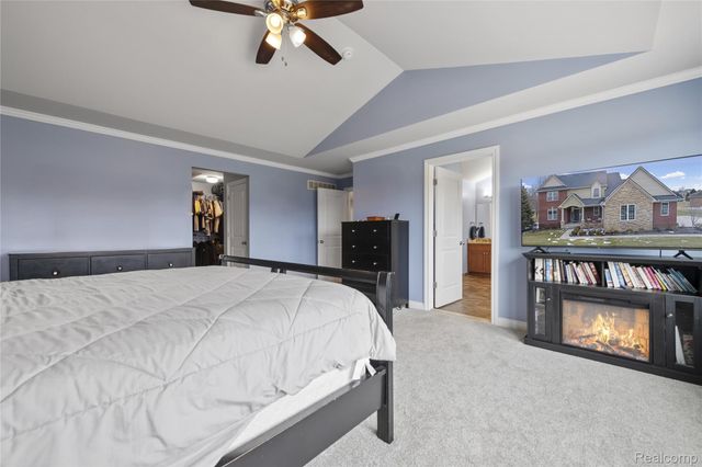 801 Watersmeet Drive, Oxford Charter Township, MI 48371