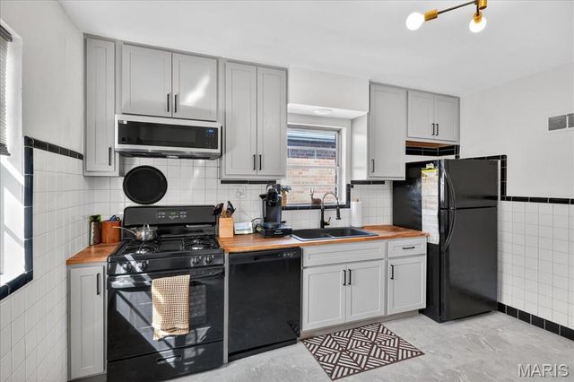 3161 Ohio Avenue, St Louis, MO 63118