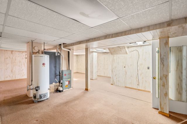 58 Princeton Ave, Waltham, MA 02451