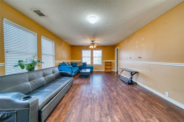 2210 Mountain Ranch Drive, Houston, TX 77049