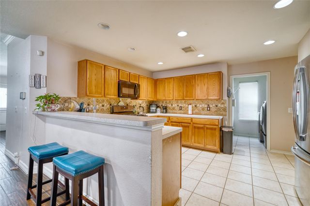 2210 Mountain Ranch Drive, Houston, TX 77049