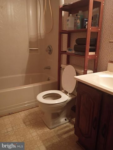 81 KAMBERWOOD CT, Gerrardstown, WV 25420