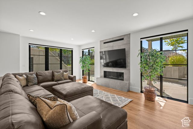 590 N CAPITOL AVE, Salt Lake City, UT 84103