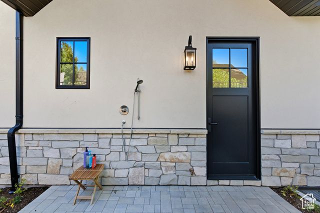 590 N CAPITOL AVE, Salt Lake City, UT 84103