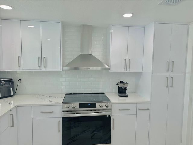 4229 FLORAMAR TERRACE, New Port Richey, FL 34652
