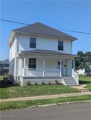 324 Mcconnell Avenue, Zanesville, OH 43701