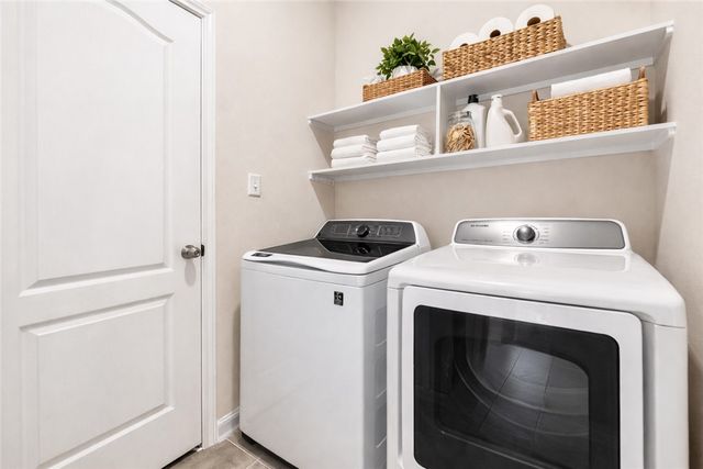 1967 Lili Cove, Bryan, TX 77807