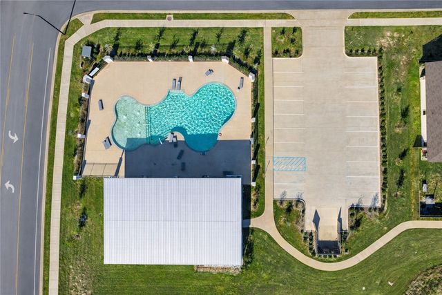 1967 Lili Cove, Bryan, TX 77807