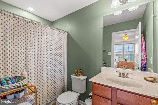 23054 MOUNTAIN LAUREL LN, California, MD 20619