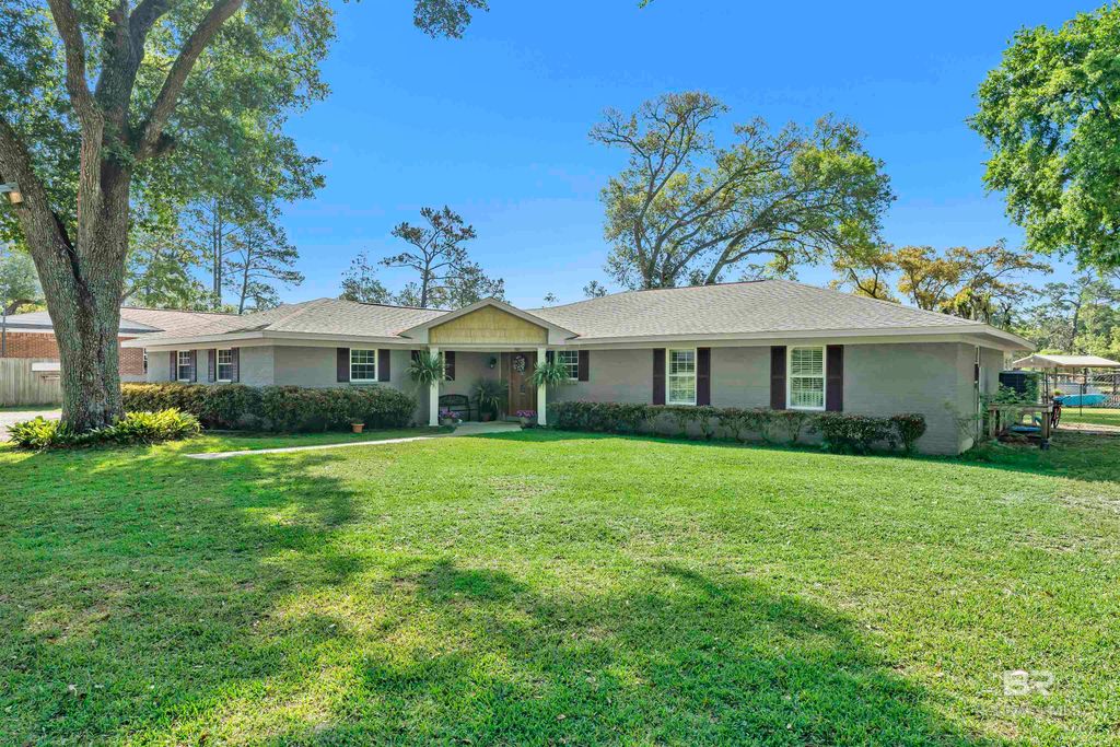 7231 Riverwood Drive West, Foley, AL 36535
