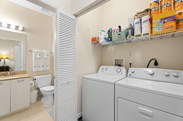42 SE Sedona Circle 201, Stuart, FL 34994