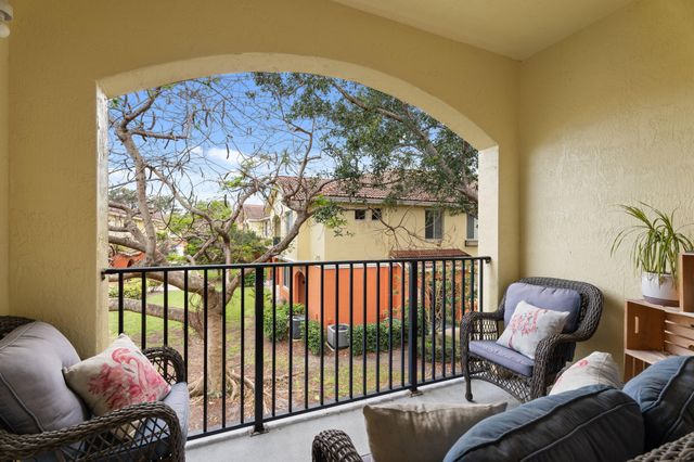 42 SE Sedona Circle 201, Stuart, FL 34994