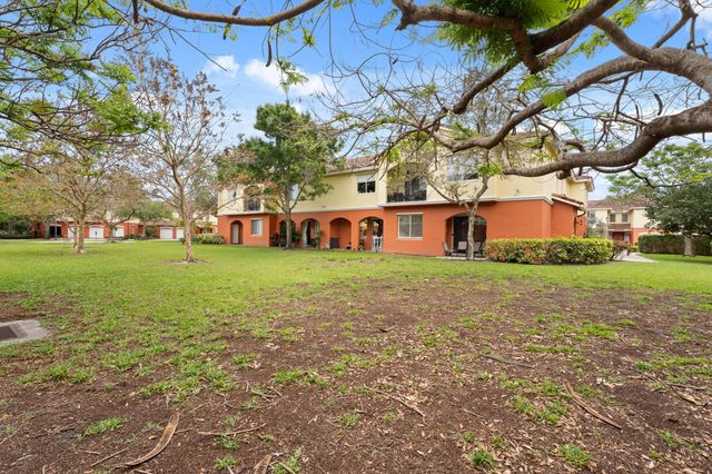 42 SE Sedona Circle 201, Stuart, FL 34994