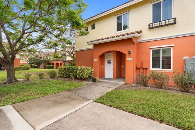 42 SE Sedona Circle 201, Stuart, FL 34994