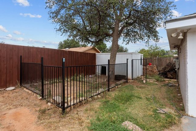 3322 Providence Dr, Midland, TX 79705