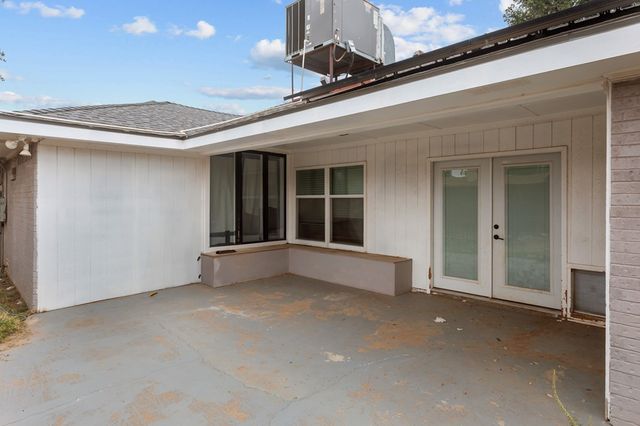 3322 Providence Dr, Midland, TX 79705