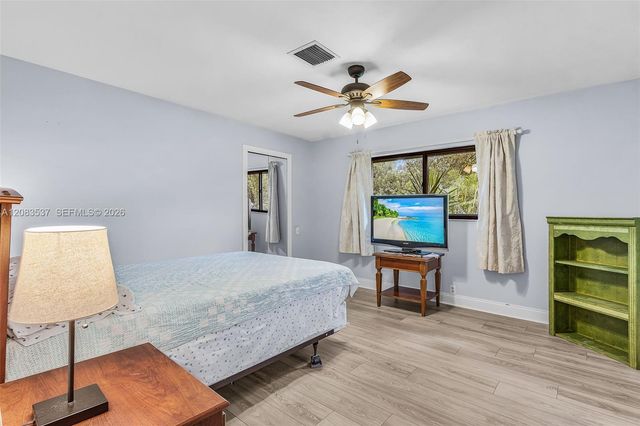 621 Roosevelt Avenue, Lehigh Acres, FL 33936