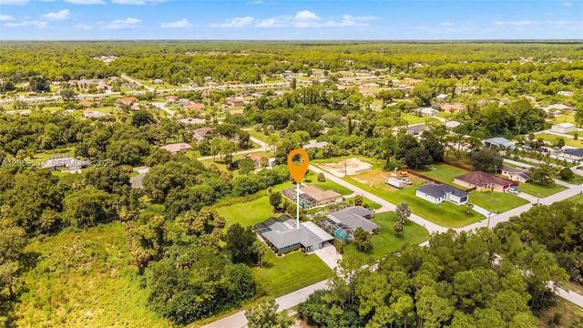621 Roosevelt Avenue, Lehigh Acres, FL 33936