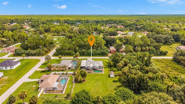 621 Roosevelt Avenue, Lehigh Acres, FL 33936