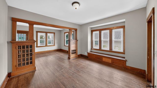 1507 Pasadena Avenue, Omaha, NE 68107