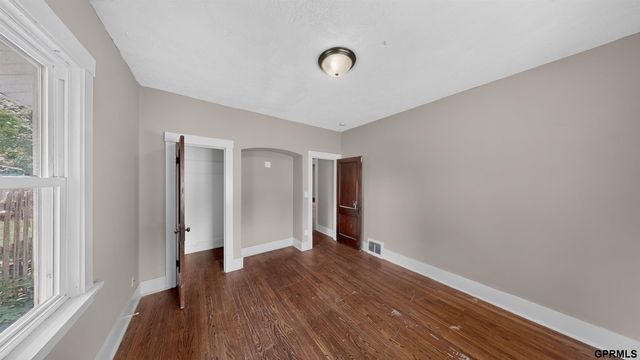 1507 Pasadena Avenue, Omaha, NE 68107