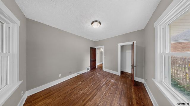 1507 Pasadena Avenue, Omaha, NE 68107