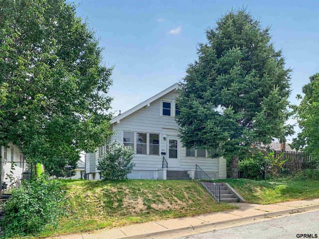 1507 Pasadena Avenue, Omaha, NE 68107