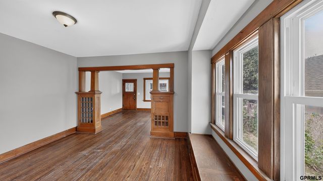 1507 Pasadena Avenue, Omaha, NE 68107
