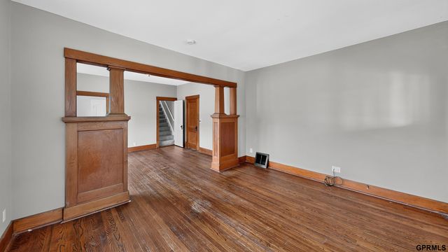 1507 Pasadena Avenue, Omaha, NE 68107