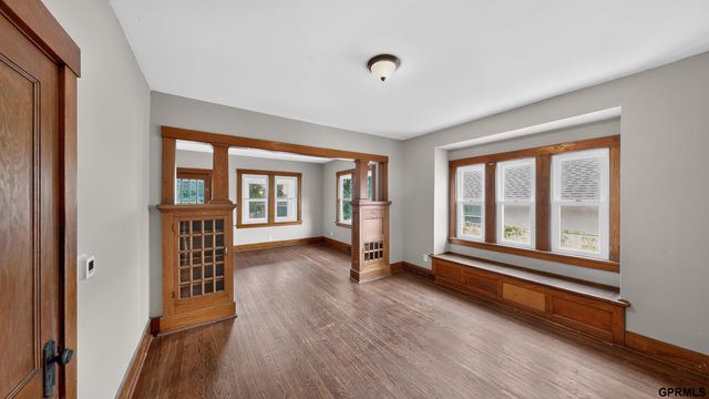 1507 Pasadena Avenue, Omaha, NE 68107