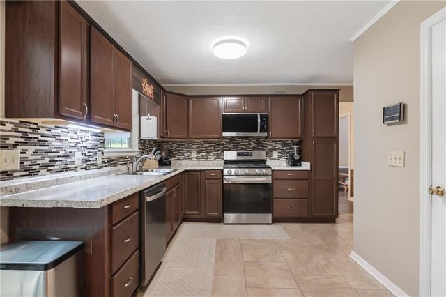 1711 Bertram Lane SW, Marietta, GA 30008