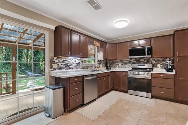 1711 Bertram Lane SW, Marietta, GA 30008