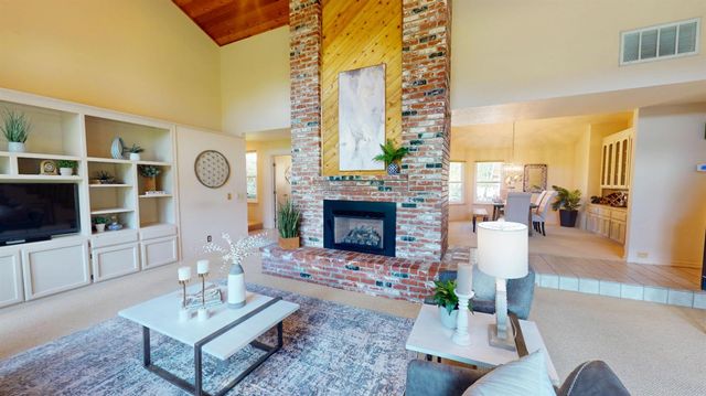 3379 Cambridge Rd, Cameron Park, CA 95682