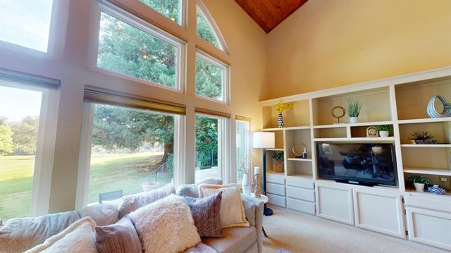 3379 Cambridge Rd, Cameron Park, CA 95682