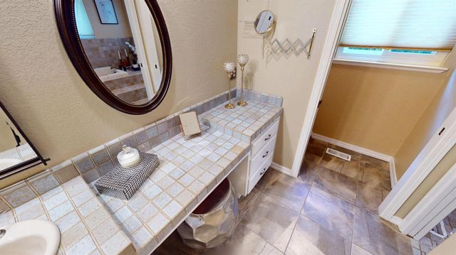 3379 Cambridge Rd, Cameron Park, CA 95682